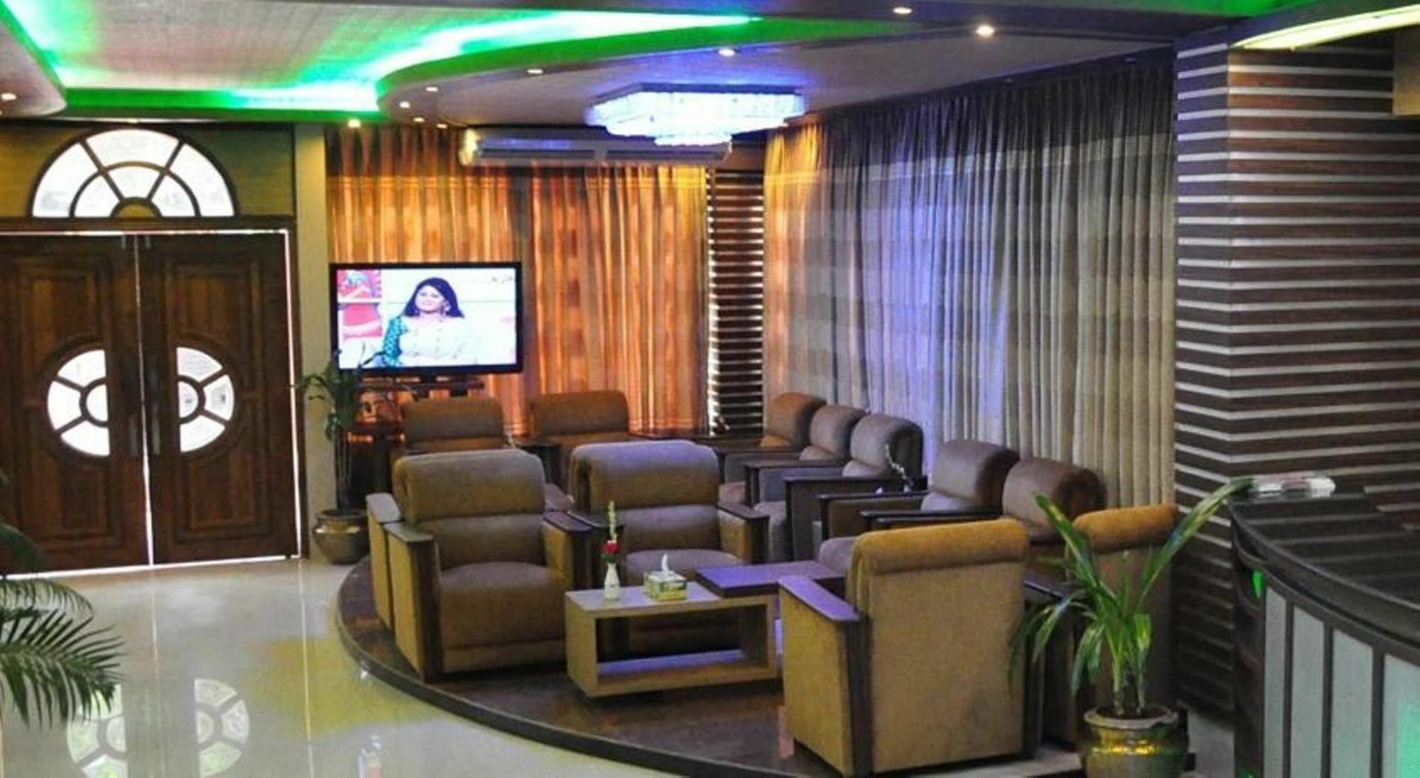 Marino Hotel - Best Near Airport ダッカ エクステリア 写真