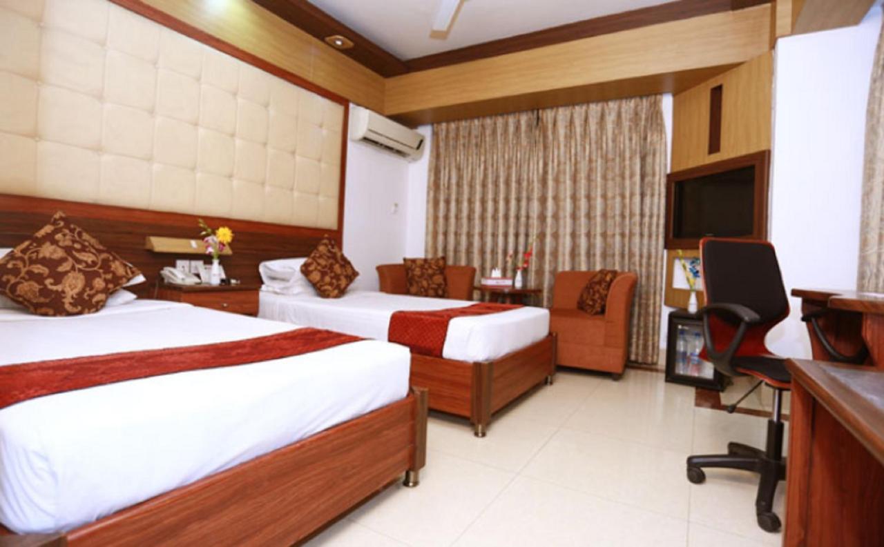Marino Hotel - Best Near Airport ダッカ エクステリア 写真